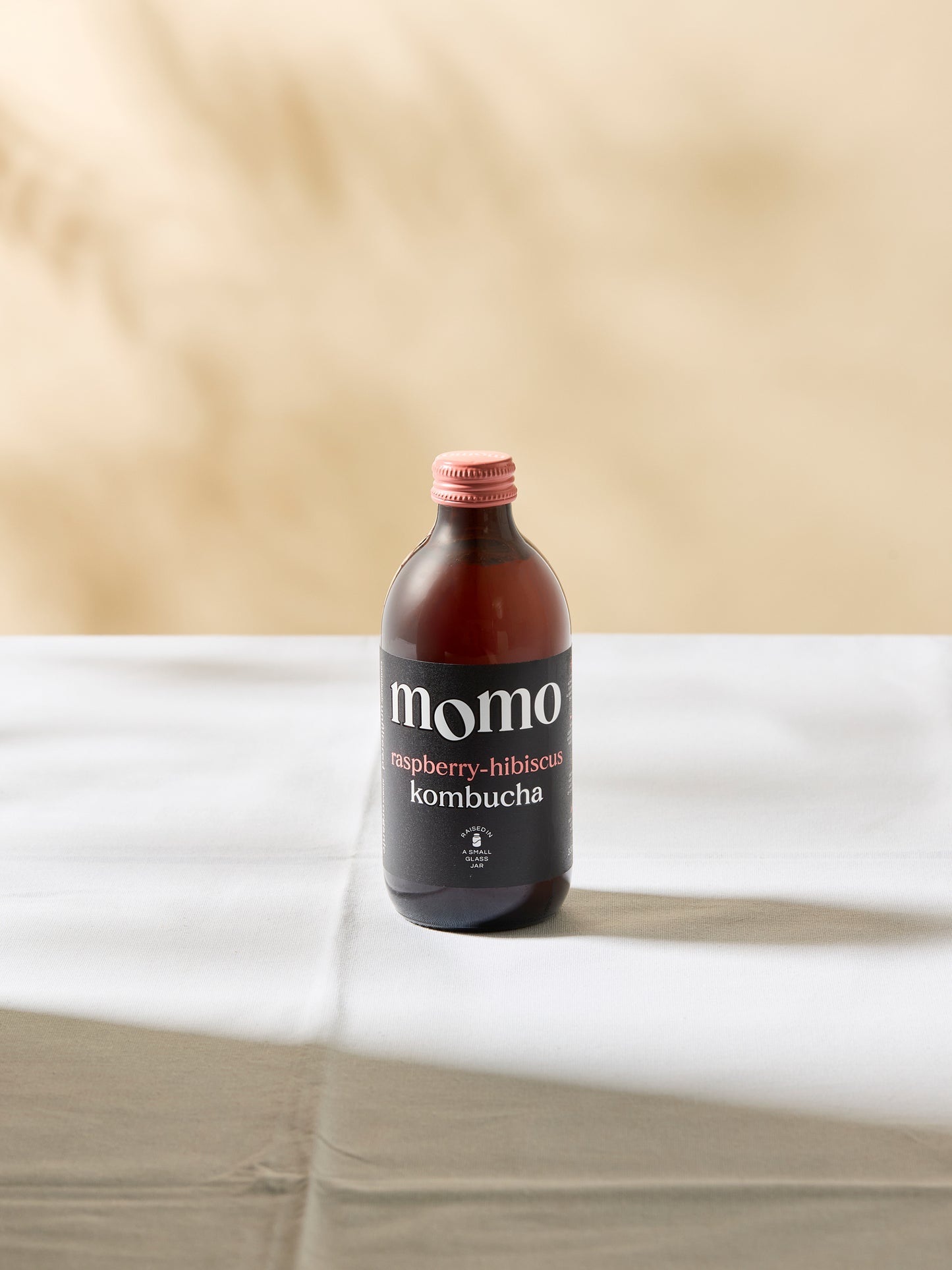 Momo Raspberry & Hibiscus Kombucha | GAIL's Bakery