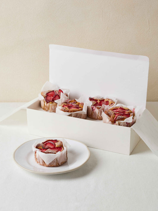 5 Strawberry & Ricotta Cakes | GAIL's Bakery