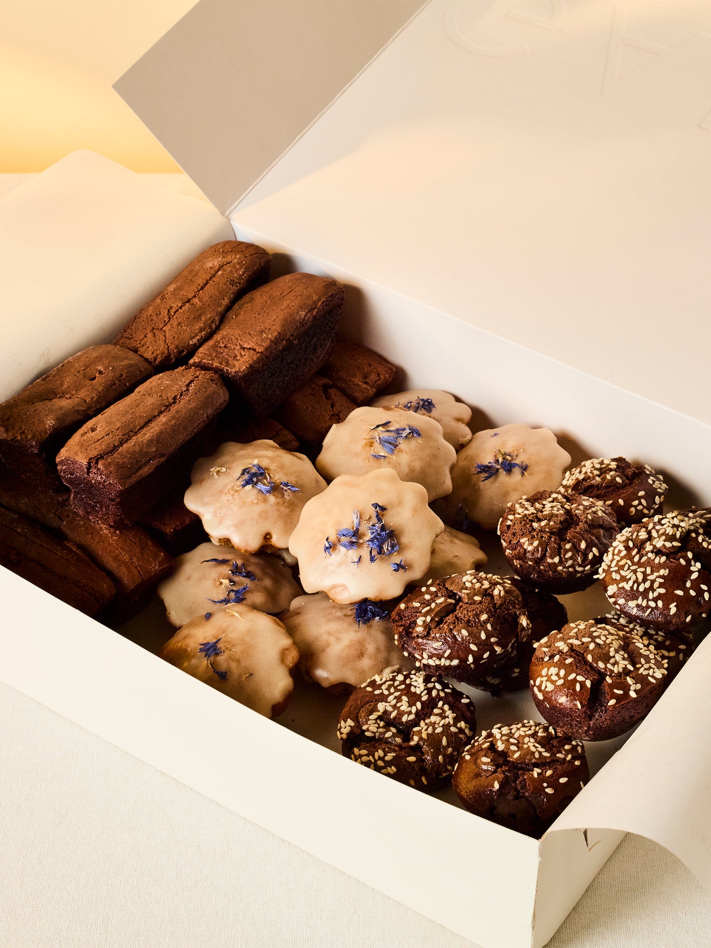 Mini Cake Box (Serves 32) | GAIL's Bakery