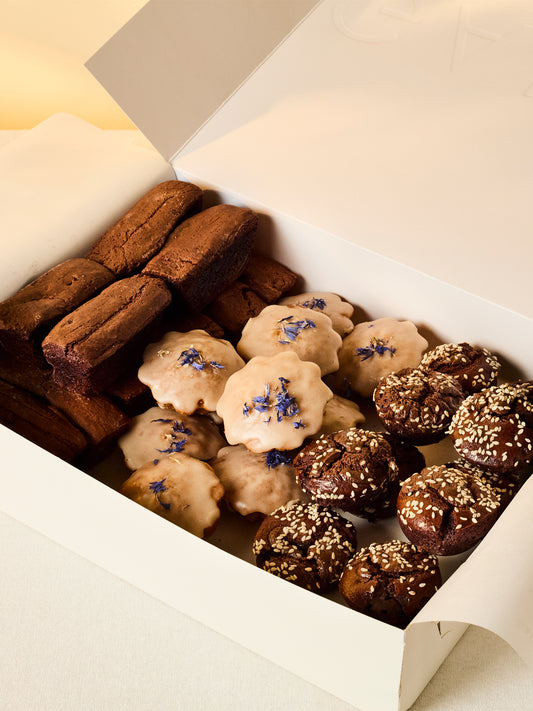 Mini Cake Box (Serves 32) | GAIL's Bakery