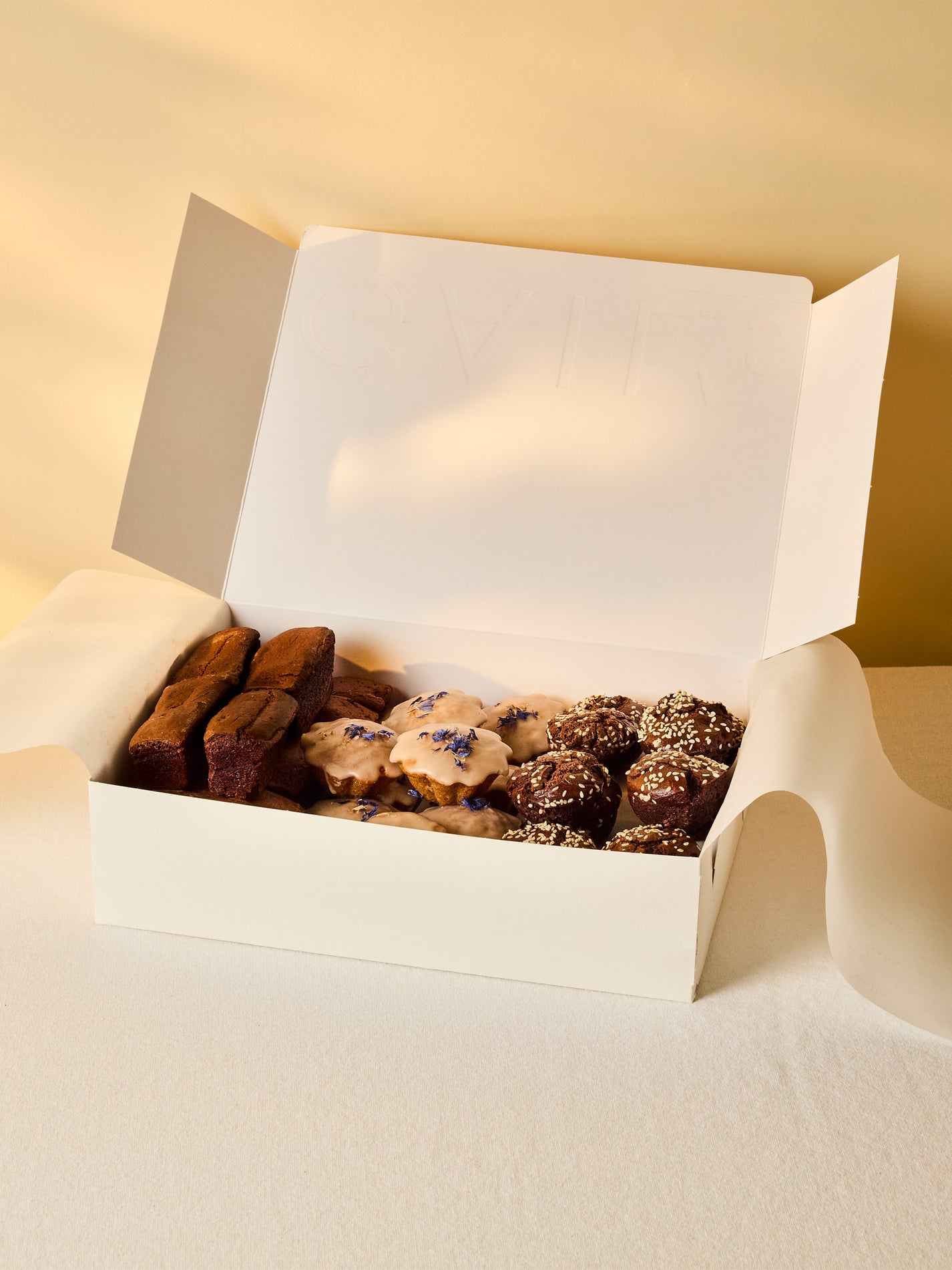 Mini Cake Box (Serves 32) | GAIL's Bakery